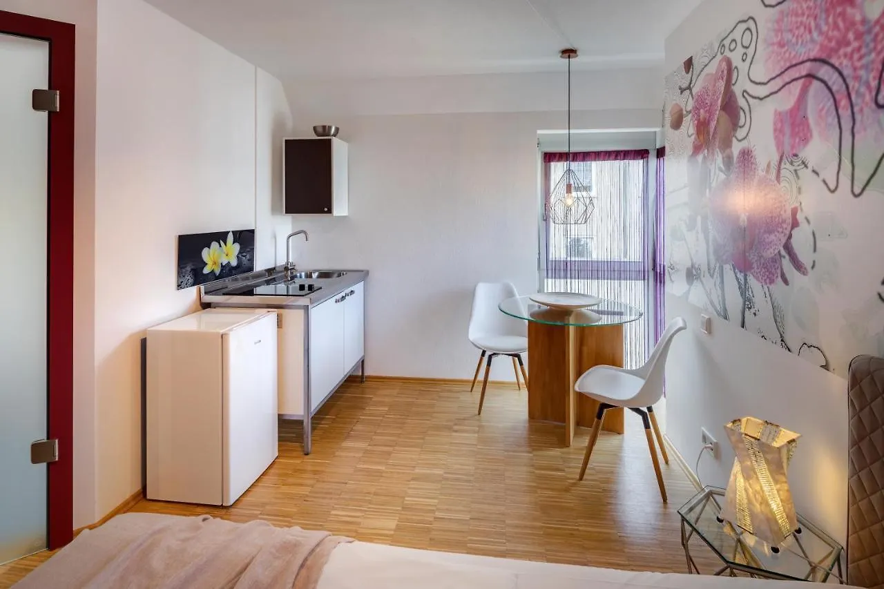 Mkm Apartments Sunny Munich 0*,