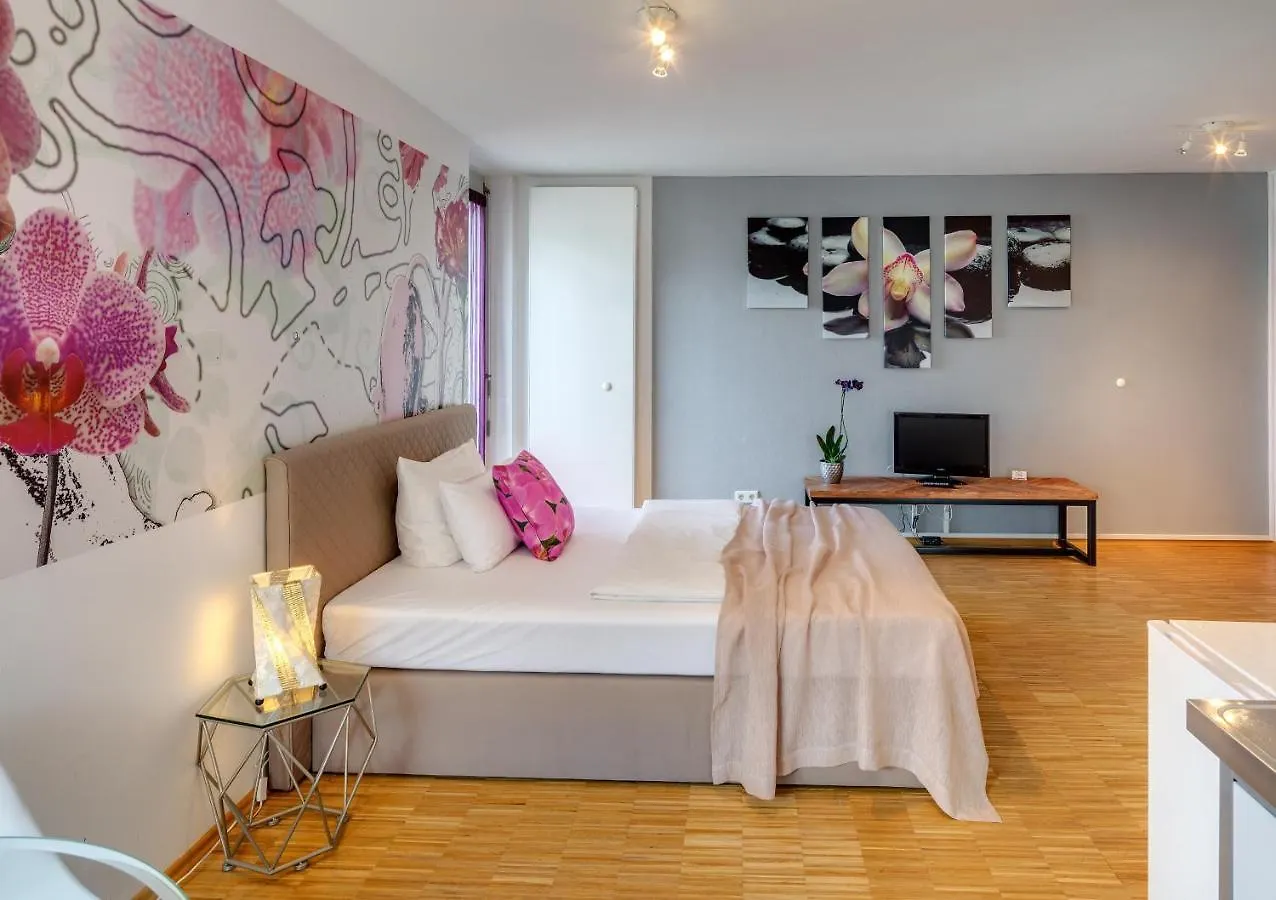Mkm Apartments Sunny Munich Germany